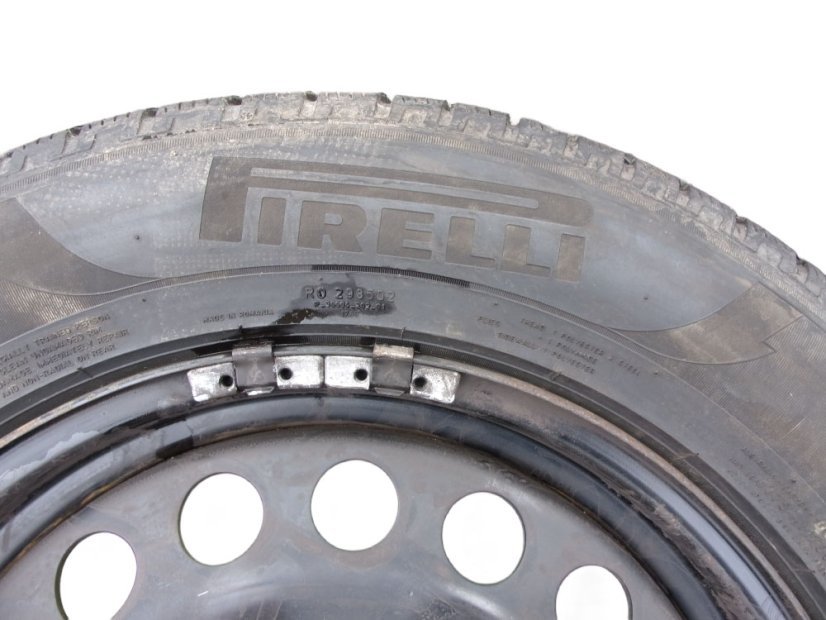 Winter tire set of Volkswagen steel wheels 6.5x17 ET38, 5x112x57 5GF601027J/K - 215/65/17 99H PIRELLI Scorpion, with TPMS pressure sensors