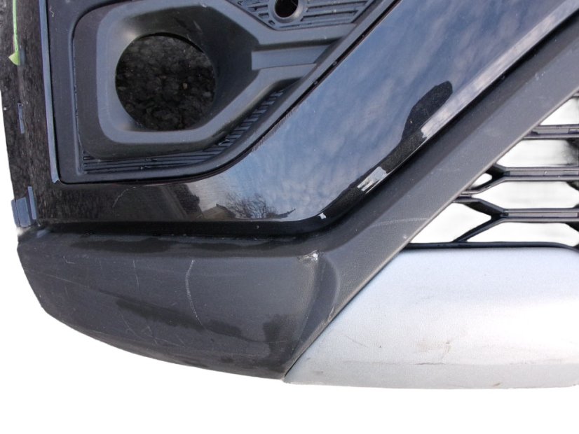 620222447R Přední nárazník + spodní plast 622358212R Dacia Sandero III 2020-