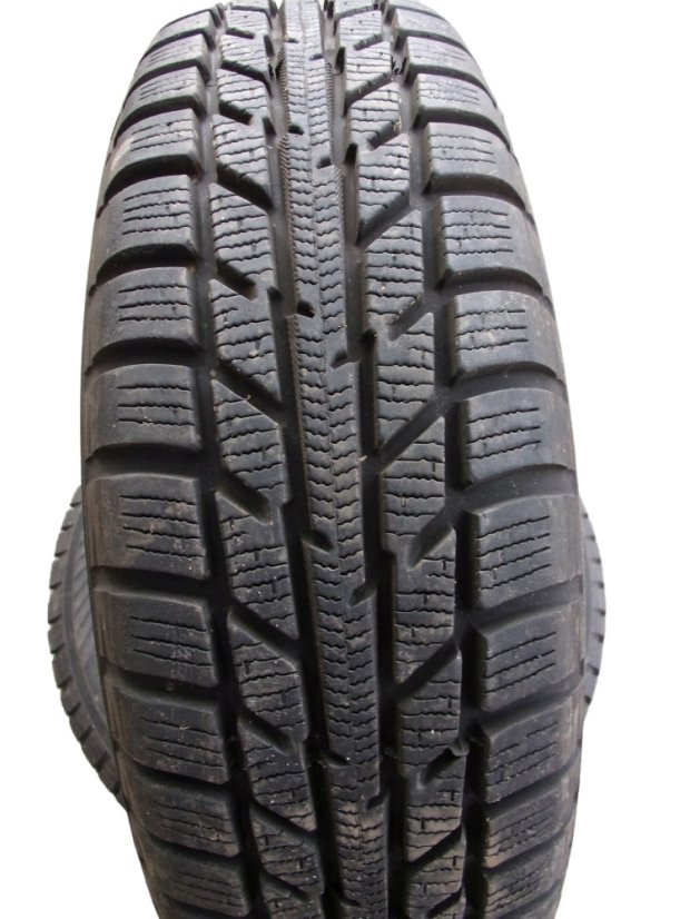 Zimní pneumatika 155/70/13 75T YOKOHAMA V903