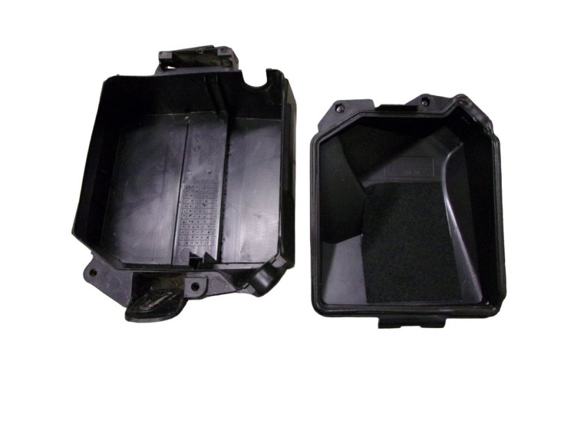 8200314276, 8200587123 Obal UCH jednotky v motorovém prostoru Renault Clio III