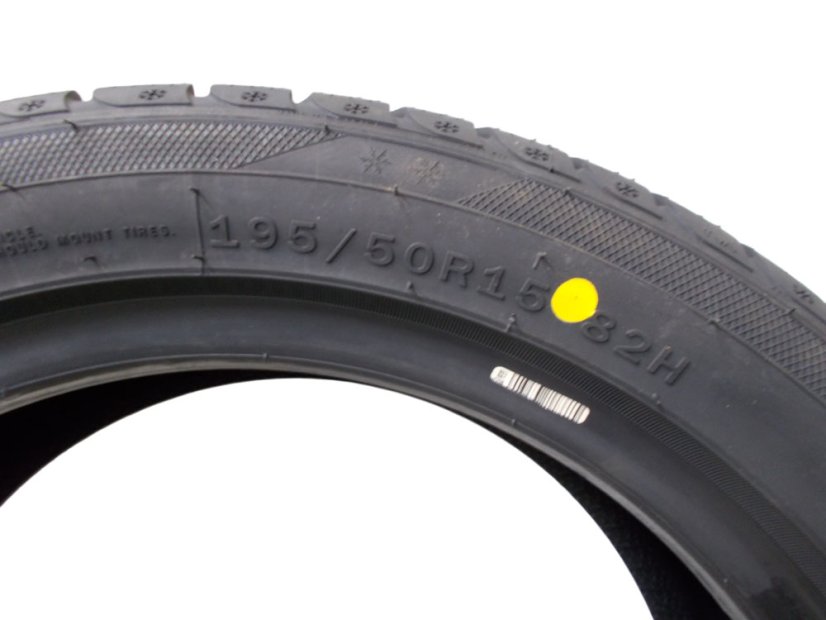 Winter tire 195/50/15 82H TOMKET Snowroad Pro 3