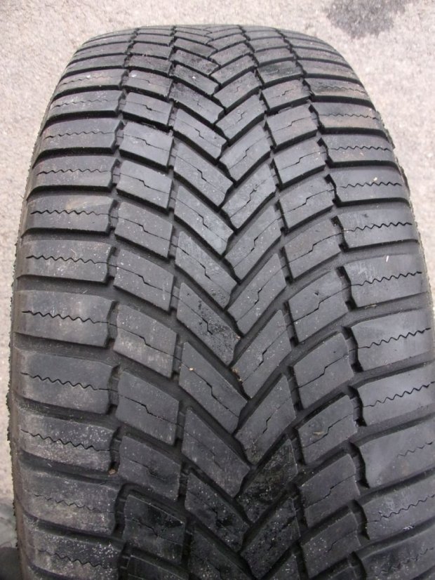 All-season tire 225/55/19 99V BRIDGESTONE Weather Control A005 Evo
