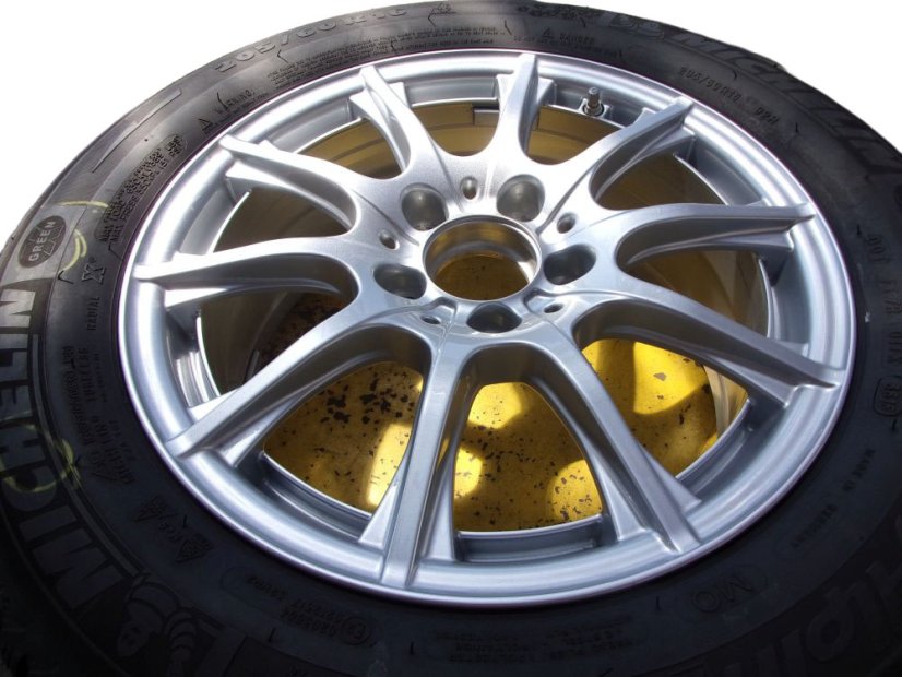 Zimná obutá sada Mercedes-Benz, disky 6,5x16 ET38 5x112x66,5, pneu 205/60/16 92H MICHELIN