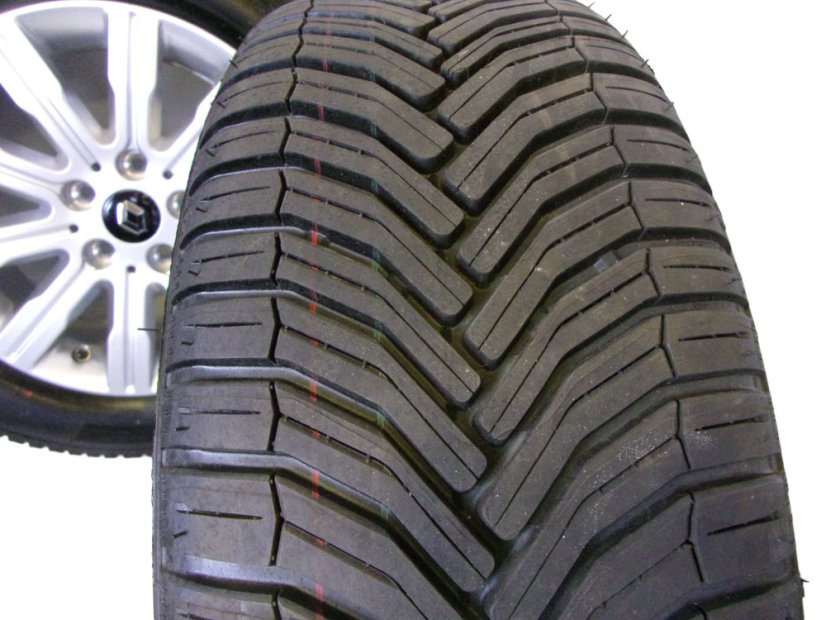 Summer tire set Renault Kangoo III/Mercedes-Benz Citan, wheels 6.5x16 ET40 5x114.3x66, tires 205/60/16 96H MICHELIN CrossClimate