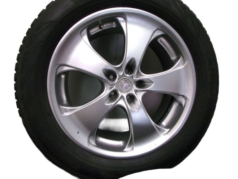 Zimná obutá sada Mercedes-Benz, disky 9x20 ET40 5x112x66,5, pneu 275/50/20 109H NOKIAN