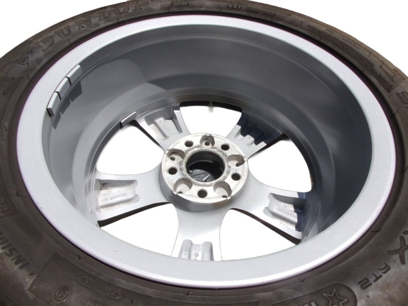 Letná obutá sada Mercedes-Benz, alu disky 7,5x17 ET40 5x112x66,5 A2134011200, pneu 225/55/17 97Y DUNLOP Sport Maxx