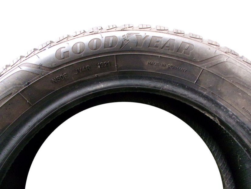 Winter tire 205/55/16 91H GOODYEAR UltraGrip