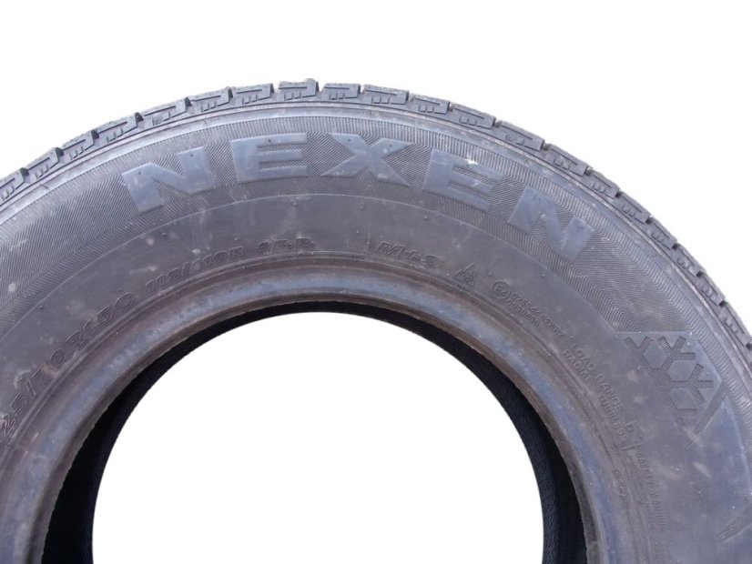 Winter truck tire 225/70/15C 112/110R NEXEN Winguard WT1 8PR