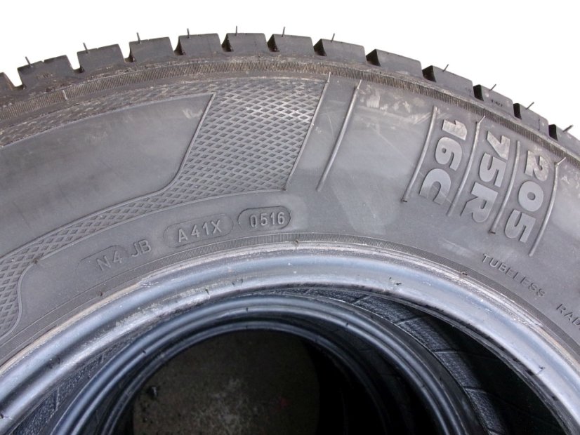 Summer truck tire 205/75/16C 110/108R KLEBER Transpro