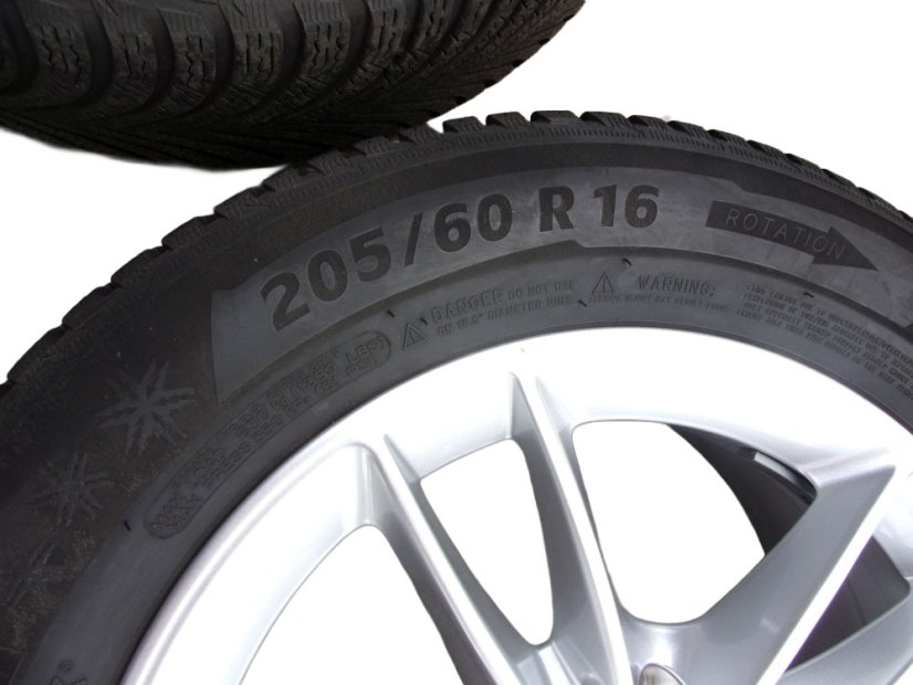Winter tire set Mercedes-Benz alloy wheel 6.5x16 ET44 5x112x66.5 A1774010100 - 205/60/16 92H MICHELIN Alpin 5