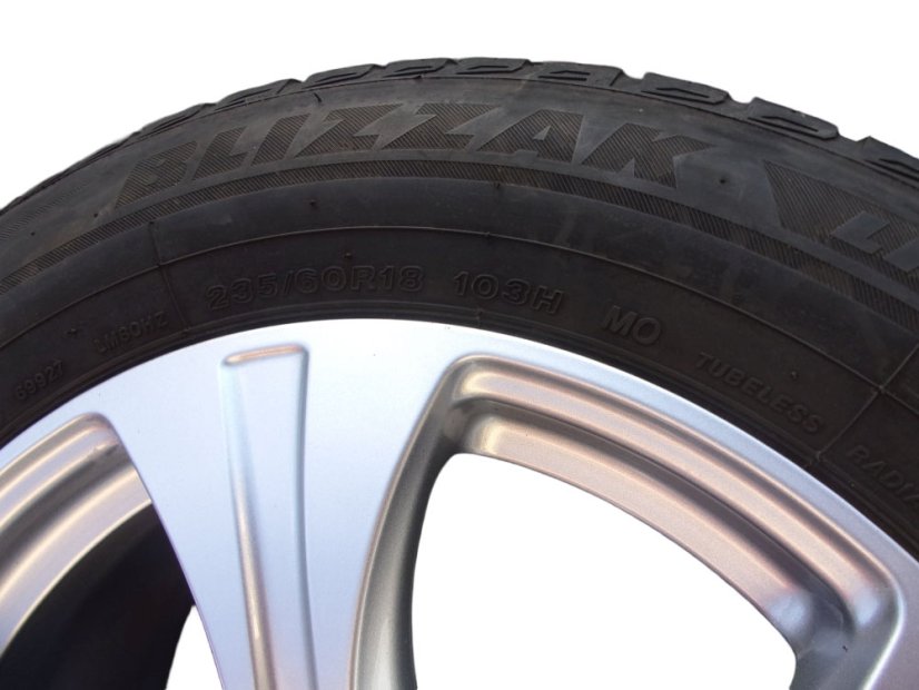 Mercedes-Benz winter tire set, wheels 8x18 ET38, 5x112x66.5 A2534010800, tires 235/60/18 103H BRIDGESTONE Blizzak LM-80 Evo