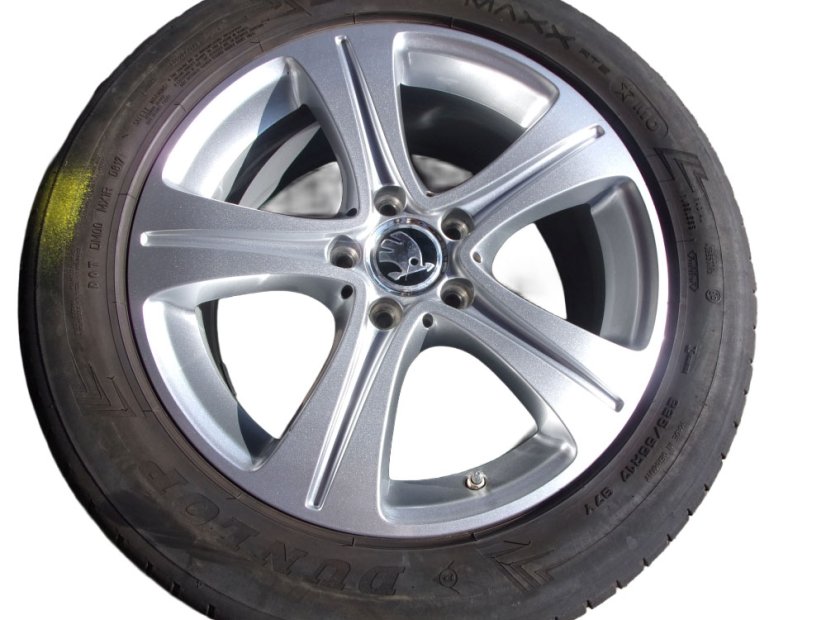 Letná obutá sada Mercedes-Benz, alu disky 7,5x17 ET40 5x112x66,5 A2134011200, pneu 225/55/17 97Y DUNLOP Sport Maxx