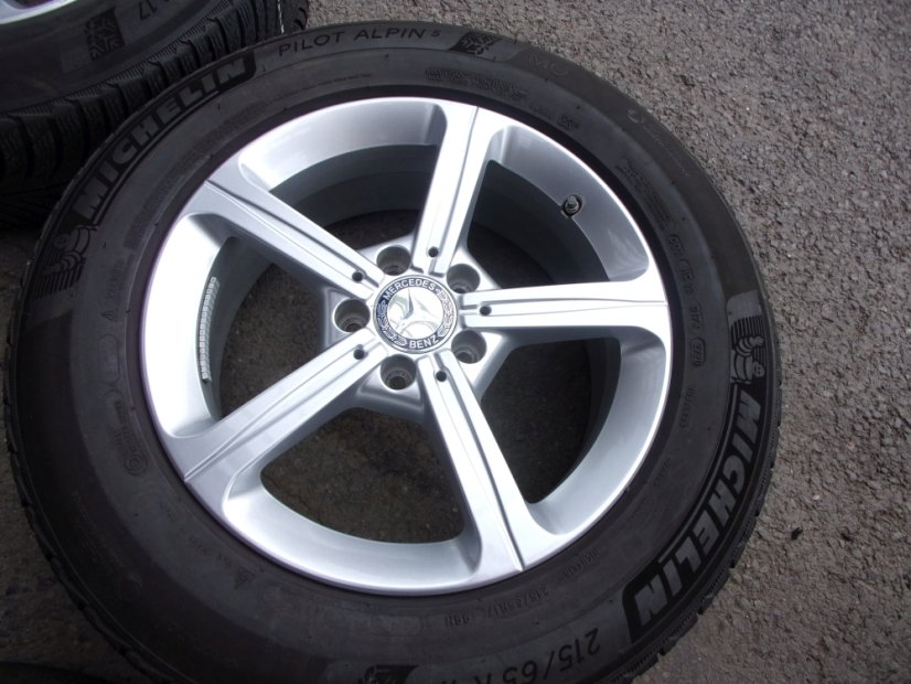 Mercedes-Benz winter tire set, wheels 6.5x17 ET44 5x112x66.5 A1774011200, tires 215/65/17 99H MICHELIN PilotAlpin 5