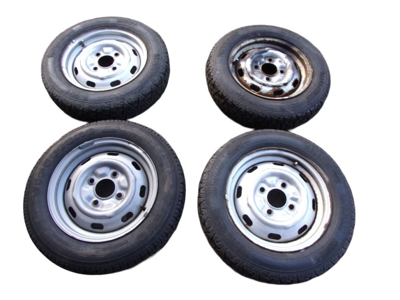 Summer/winter tire set Volkswagen Beetle, wheels 4x15 ET34 4x130x79, tires 155/80/15 82Q