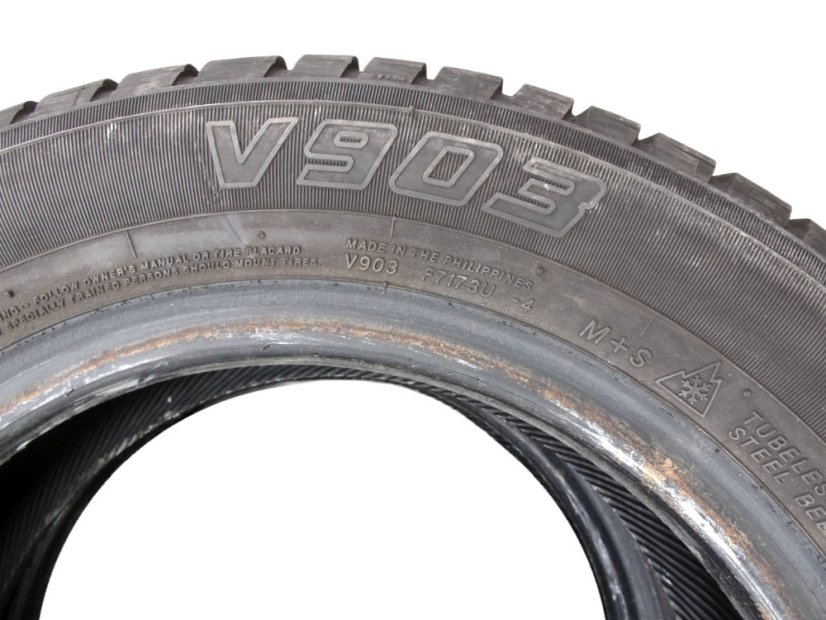 Zimní pneumatika 155/70/13 75T YOKOHAMA V903