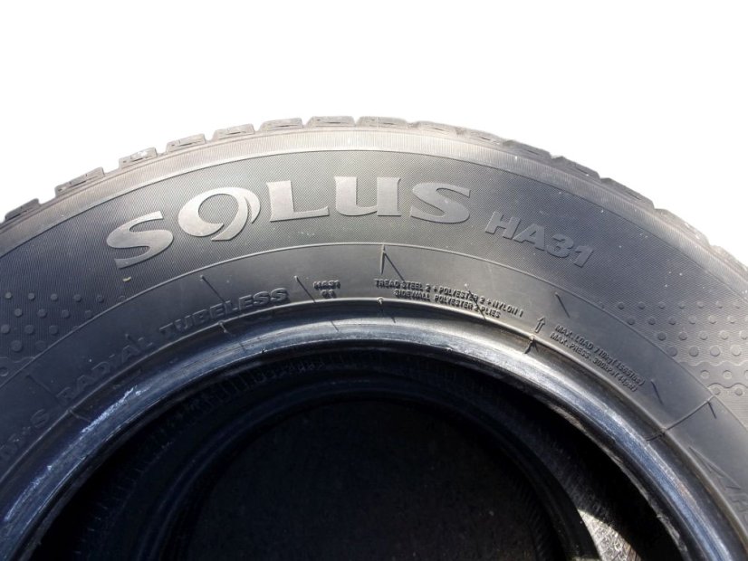 All-season tire 215/65/15 96H KUMHO Solus HA31