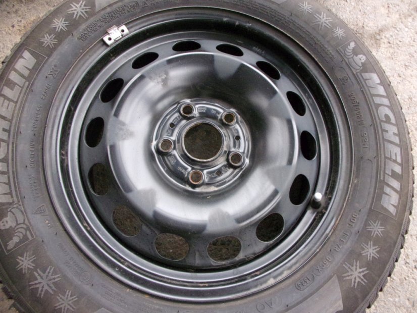 Winter tire set of Volkswagen, Seat, Skoda 6x16 ET43 5x112x57 5Q0601027 - 205/60/16 92H MICHELIN Alpin 5