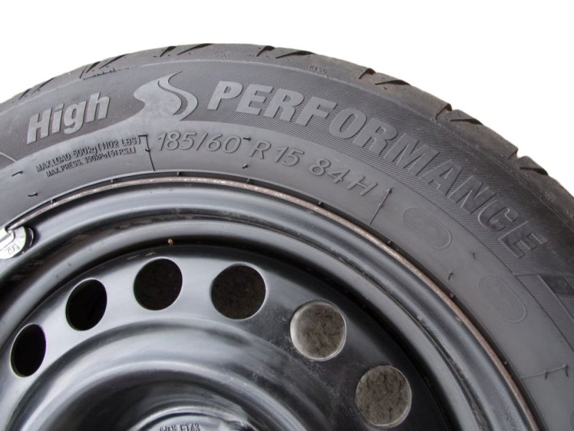 Summer tire set Opel, wheels 6x15 ET43 4x100x56.5, tires 185/60/15 84H ORIUM