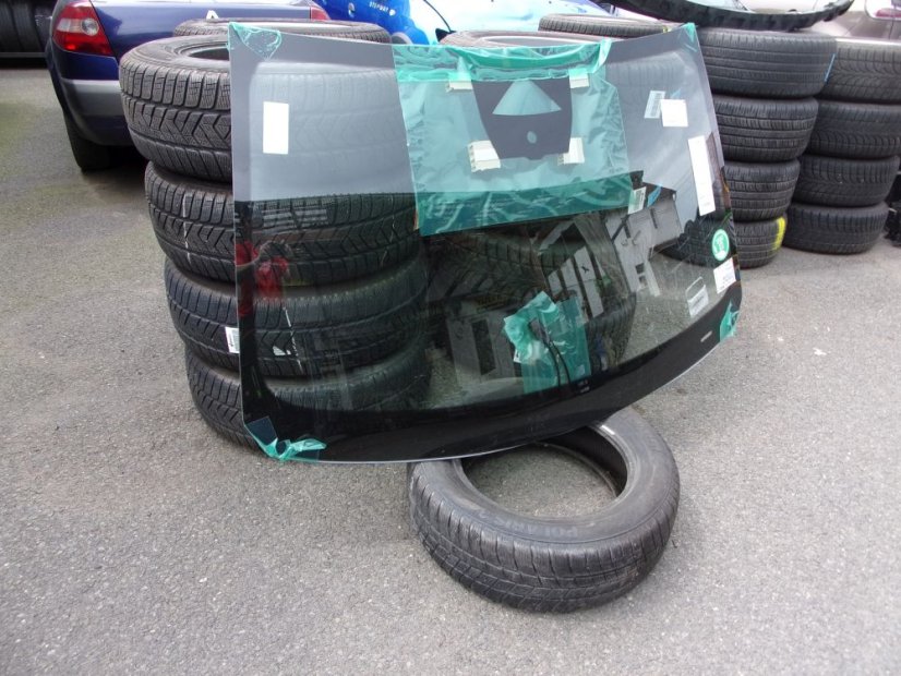 7316AGACHMVZ1M Windshield Renault Austral 2022-, Espace V 2023-, green heated