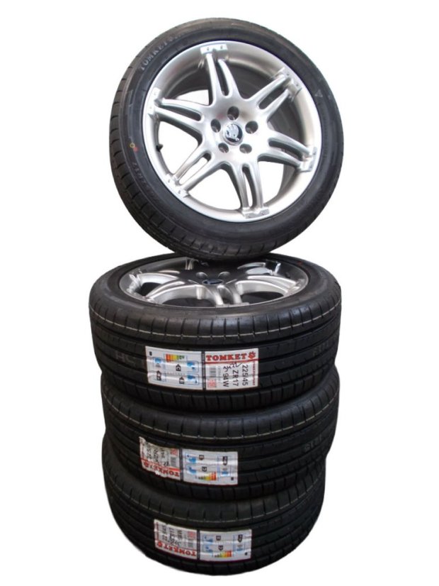 Summer tire set Skoda, wheels 7x17 ET40 5x100x57, tires 225/45/17 94W TOMKET