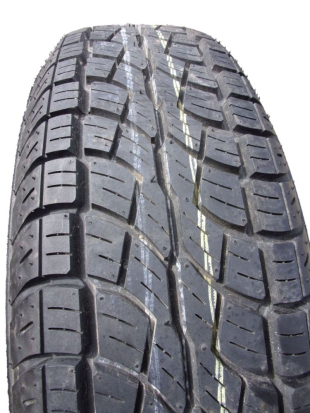 Summer tire 205/70/15 95S BRIDGESTONE Dueler H/T 687