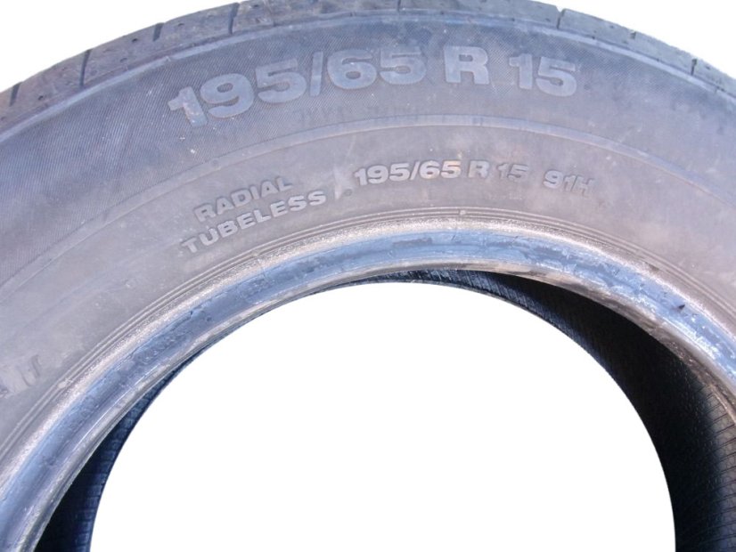 Summer tire 195/65/15 91H CONTINENTAL ContiPremiumContact 2