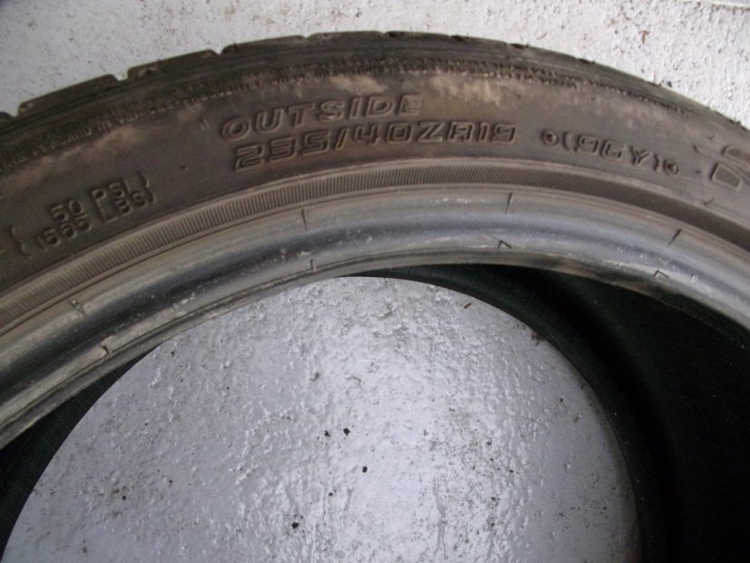Summer tire 235/40/19 98Y FALKEN Azenis FK510