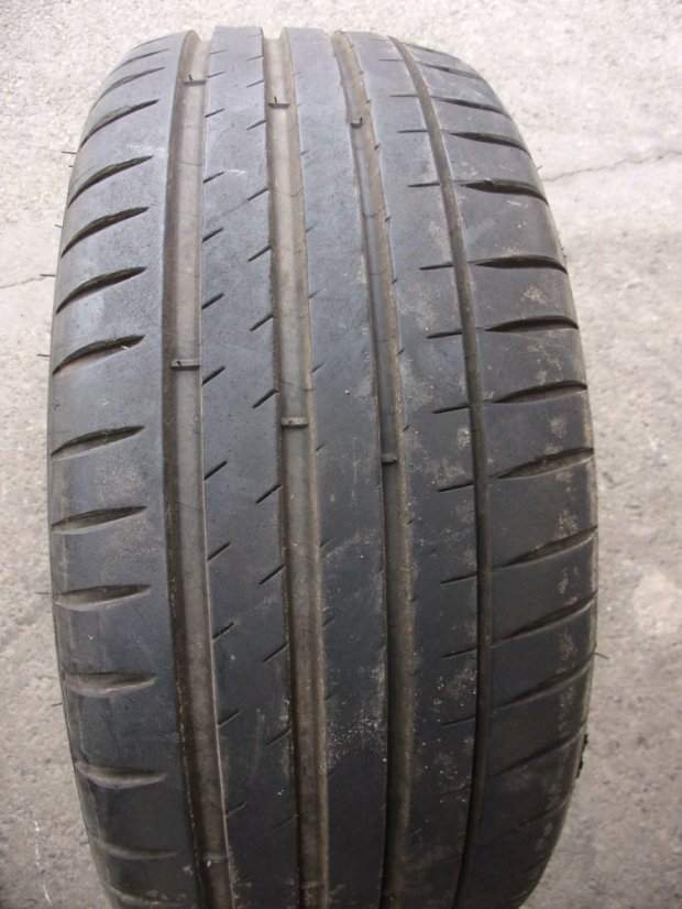 Summer tire 205/45/17 88W MICHELIN Pilot Sport 4 XL
