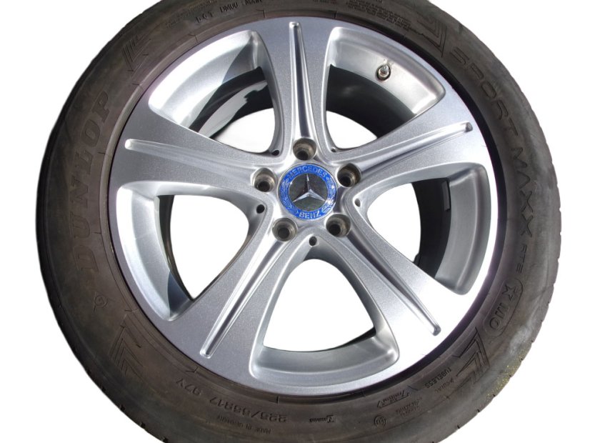 Letná obutá sada Mercedes-Benz, alu disky 7,5x17 ET40 5x112x66,5 A2134011200, pneu 225/55/17 97Y DUNLOP Sport Maxx