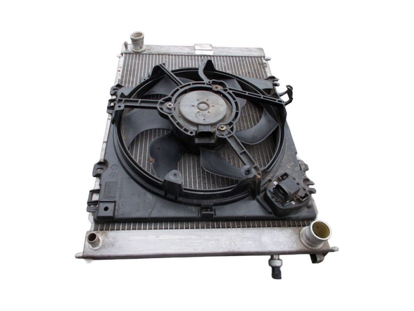 8200688390, 8200135167 Water radiator + air conditioning radiator Renault Modus 1.5 dCi