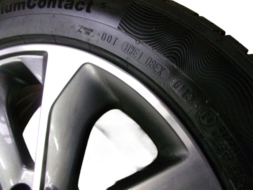 Summer tire set Kia, wheels 6.5x17 ET49 - 4x100x54, tires 205/55/17 95V CONTINENTAL ContiPremiumContact 5