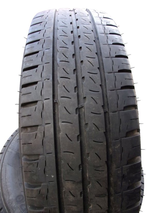 Summer truck tire 205/75/16C 110/108R KLEBER Transpro