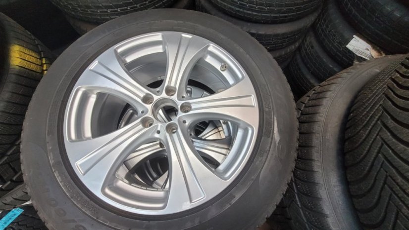 Zimní obutá sada Mercedes-Benz, alu disky 8x18 ET38 5x112x66,5 A2534010800, pneu 235/60/18 103H PIRELLI Scorpion, vč snímačů tlaku TPMS