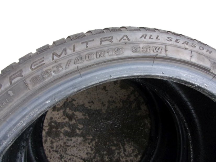 All-season tire 225/40/19 93W MAXXIS Premitra